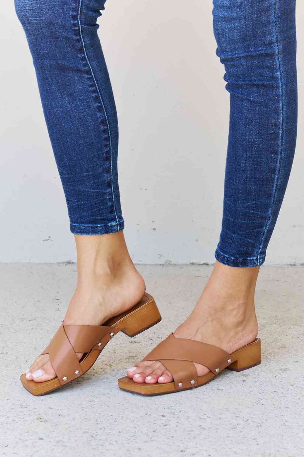 Step Into Summer Criss Cross Clog in Brown