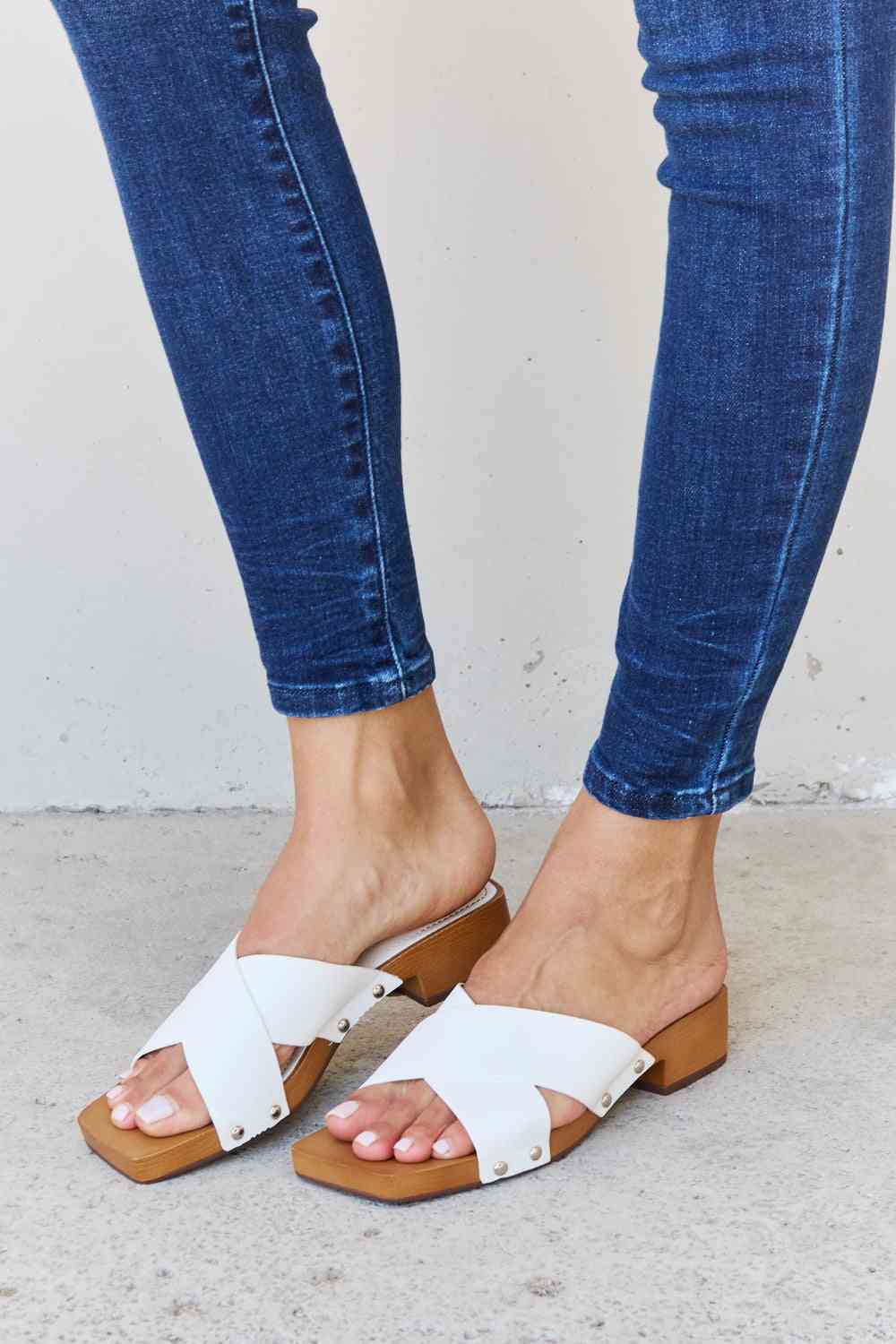 Step Into Summer Wooden Clog in White