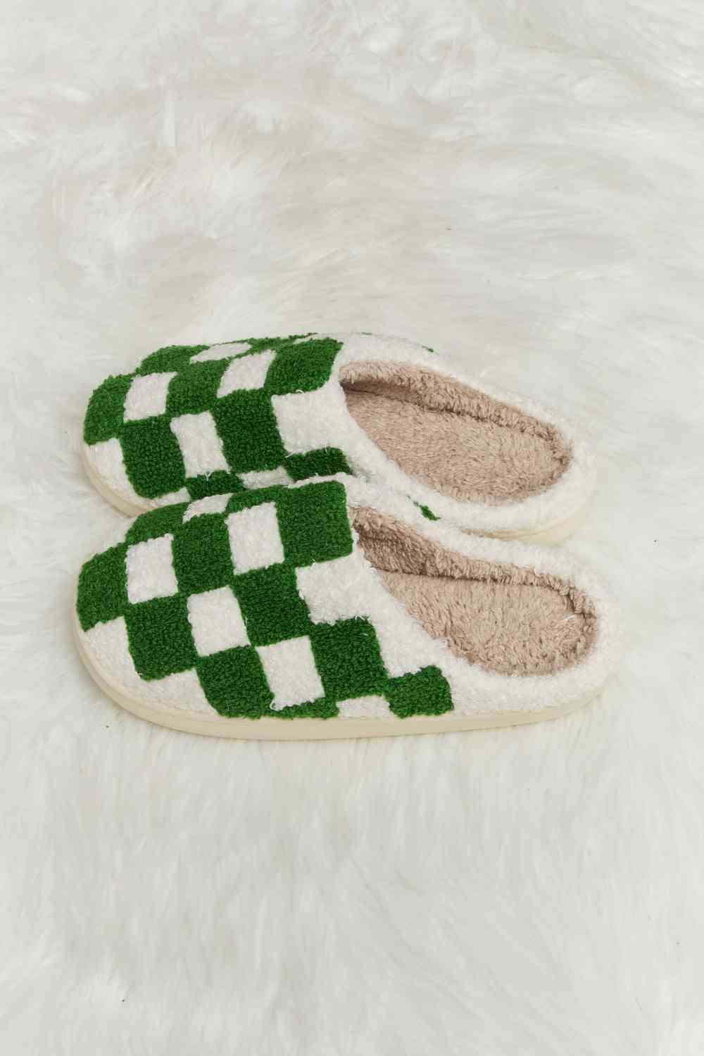 Checkered Print Plush Slippers