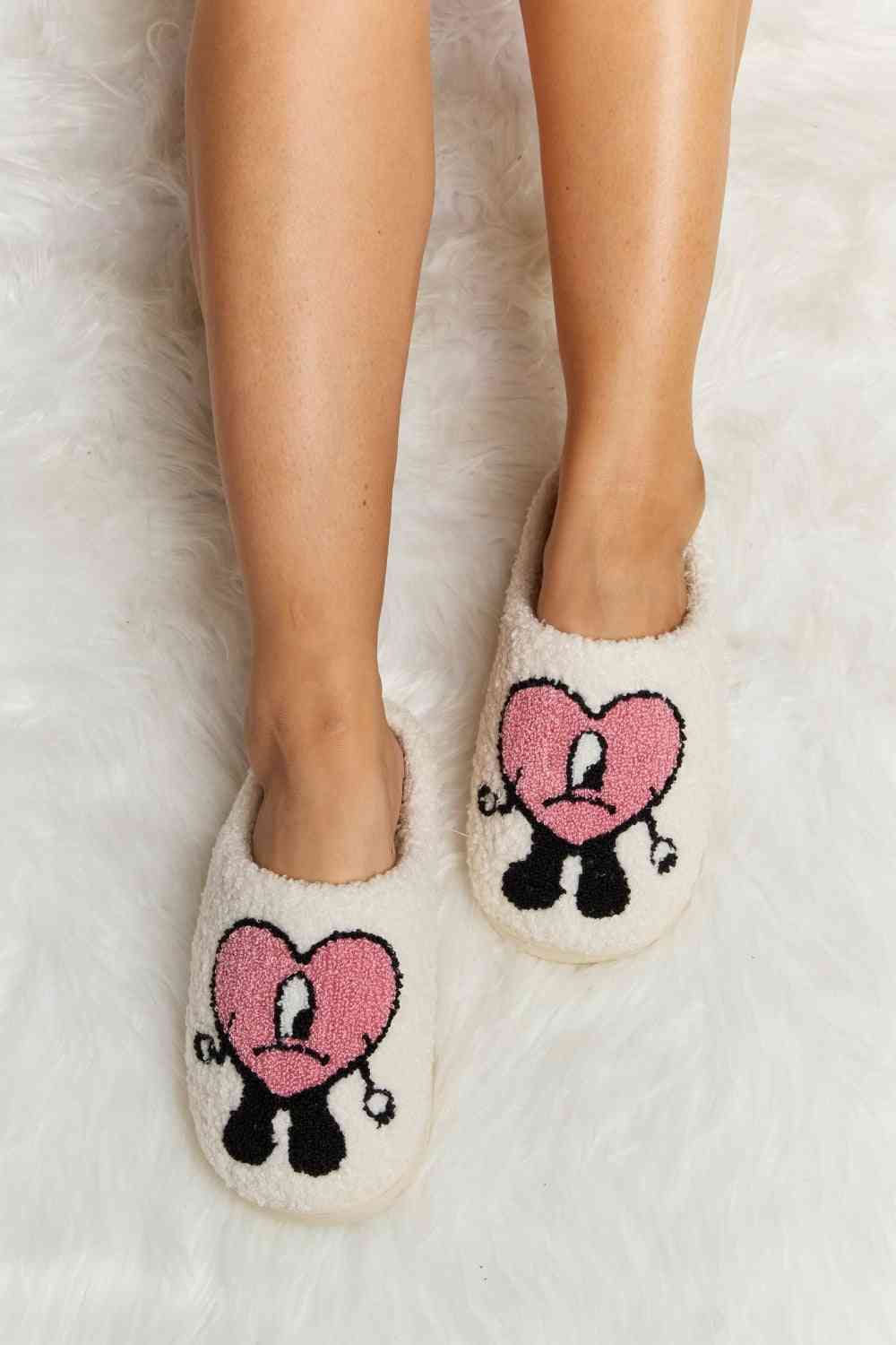 Heart Print Plush Slippers