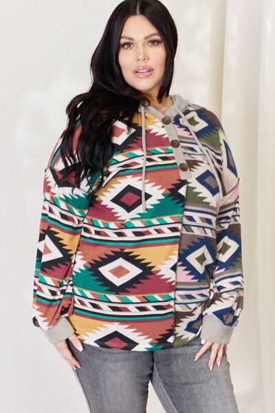 Geometric Exposed Seam Drawstring Hoodie